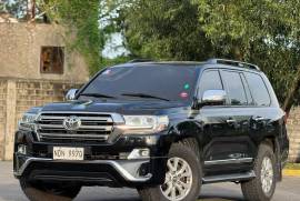 HOT!!! 2019 Toyota Land Cruiser LC200 Bulletproof level 6 for sale at affordable price!