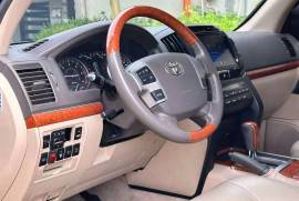 HOT!!! 2013 Toyota Land Cruiser LC200 GXR for sale